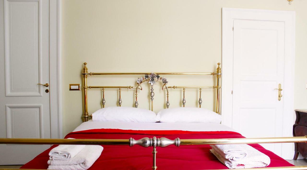 Oro di Napoli Luxury Bed&Breakfast Esterno foto
