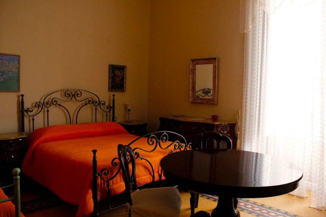 Oro di Napoli Luxury Bed&Breakfast Esterno foto